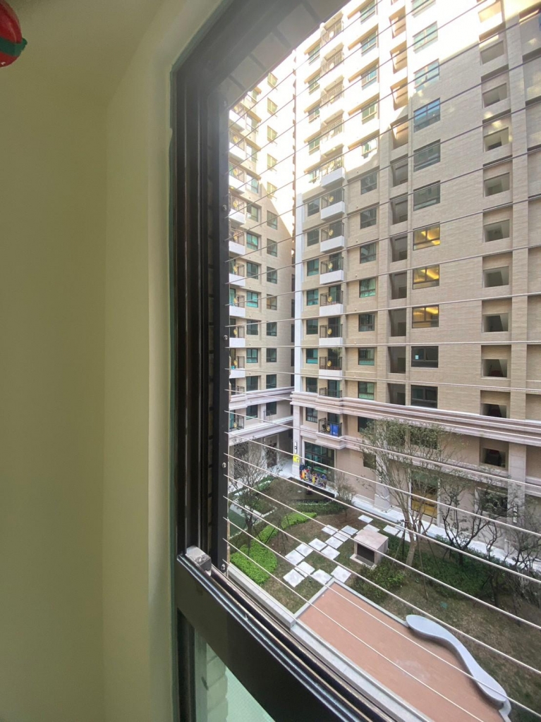 隱形鐵窗