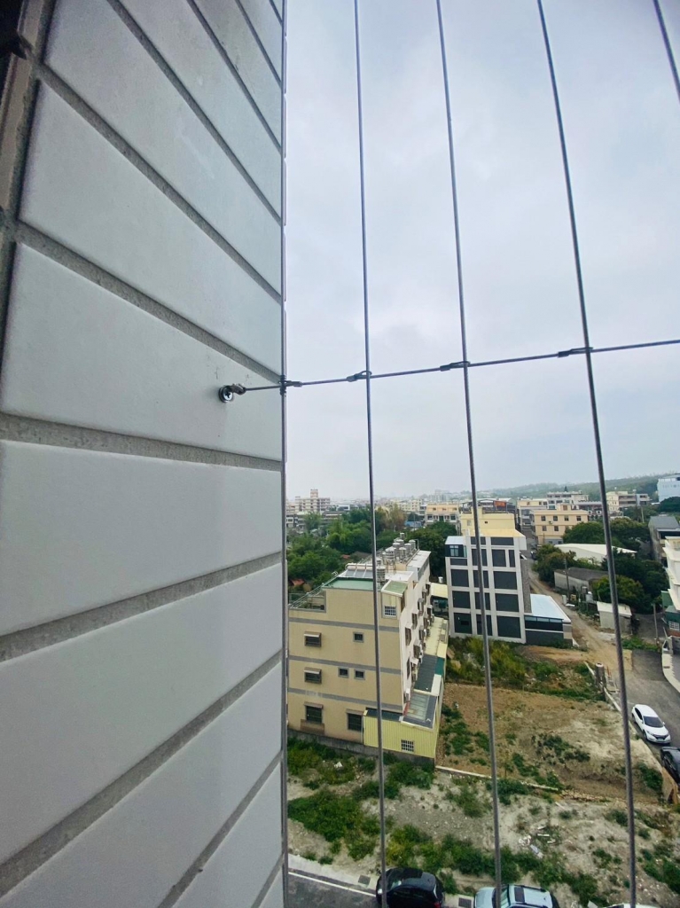 隱形鐵窗