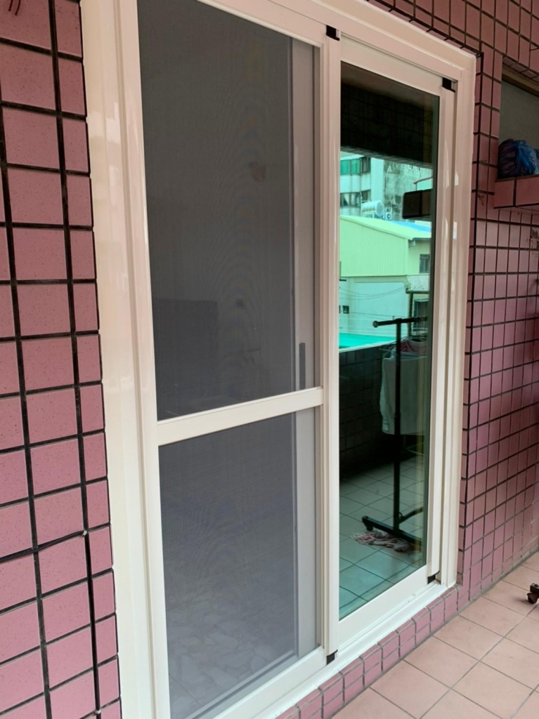 氣密窗